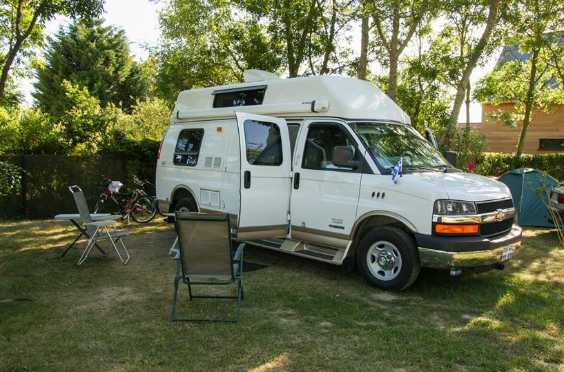 Emplacement camping-car au camping les Genêts à Sarzeau
