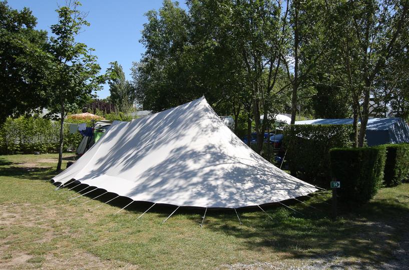Emplacement toile de tente ou caravane à Sarzeau